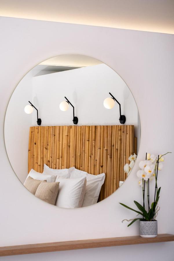 Modern Dome Homes Of Santorini Perissa  Bagian luar foto
