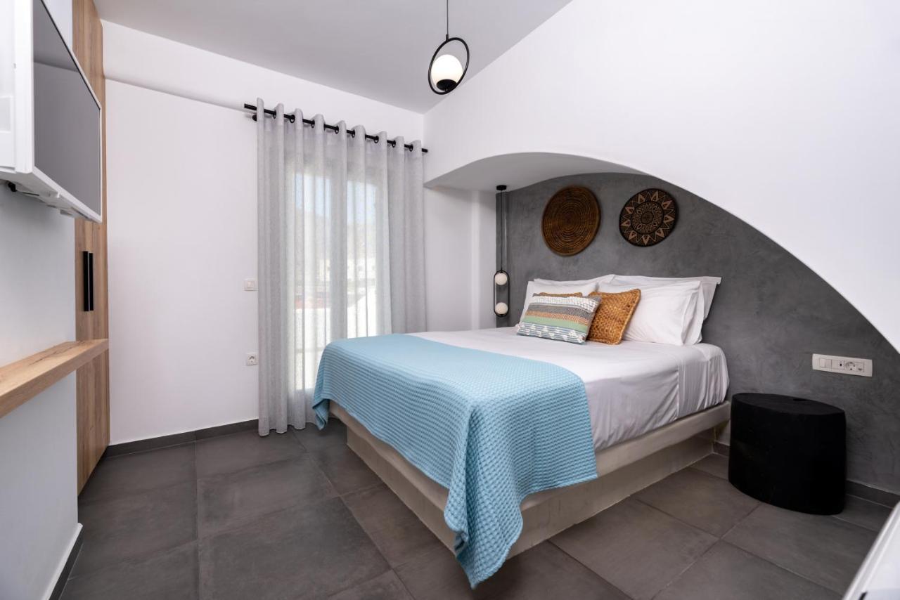 Modern Dome Homes Of Santorini Perissa  Bagian luar foto